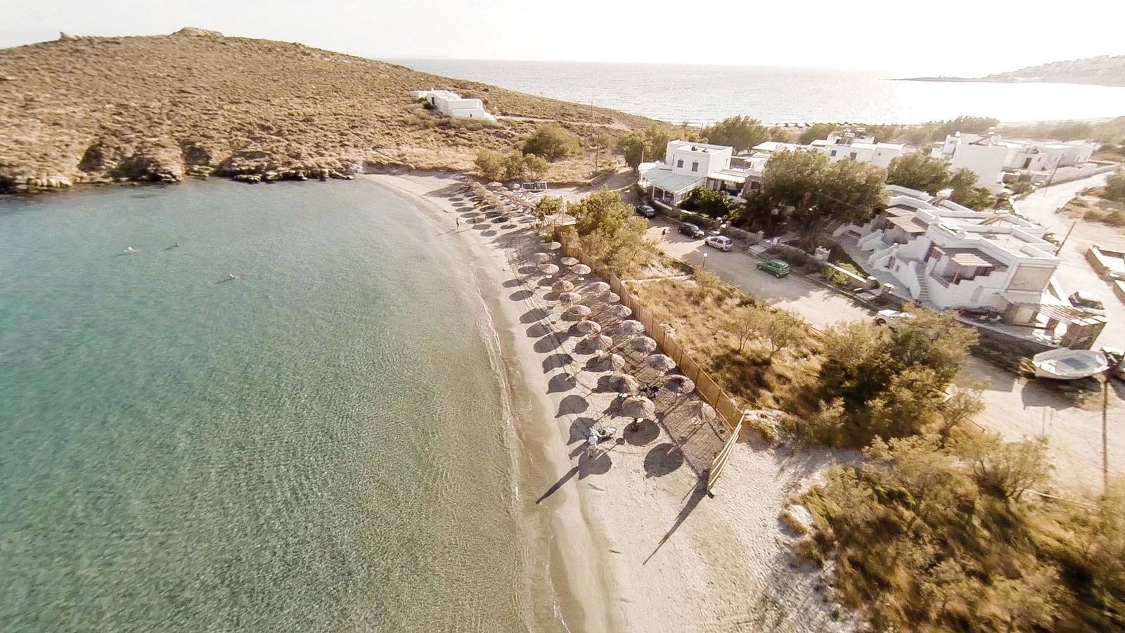 Τήνος – Μοναδικές παραλίες στο πιο αυθεντικό νησί των Κυκλάδων