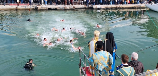 Με λαμπρότητα γιορτάστηκαν τα Θεοφάνεια (φωτο)