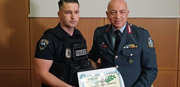 Αριστείο Ανδραγαθίας για Θεσσαλό αστυνομικό 