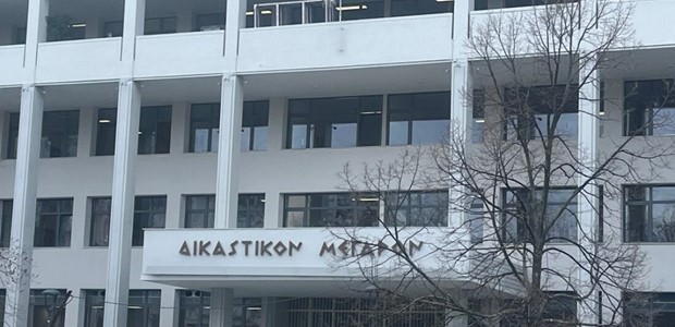 Λάρισα: Βαριά καμπάνα στον παραβάτη με τη μηχανή 