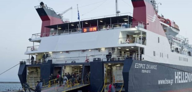 O ανταγωνισμός συγκράτησε τις τιμές στα ακτοπλοϊκά εισιτήρια