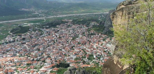 Πάσχα: "Γεμίζουν" οι δημοφιλείς προορισμοί 