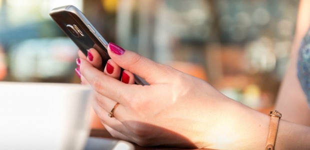 Συνελήφθησαν δύο απατεώνες για εξαπάτηση γυναίκας