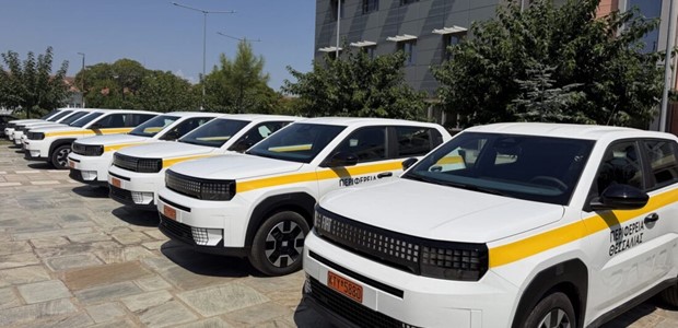 Η Περιφέρεια Θεσσαλίας παρέλαβε τα πρώτα 8 Fiat Panda