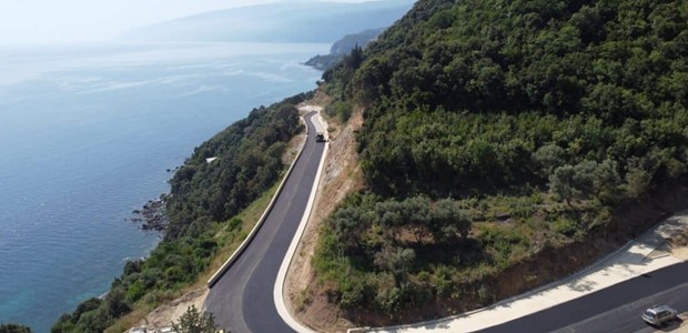 Άλλα 2,7 εκατ. ευρώ για τον πολύπαθο παραλιακό δρόμο 
