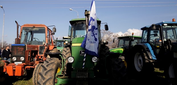 Οι αγρότες ετοιμάζουν “απόβαση” με 300 τρακτέρ στην Agrotica