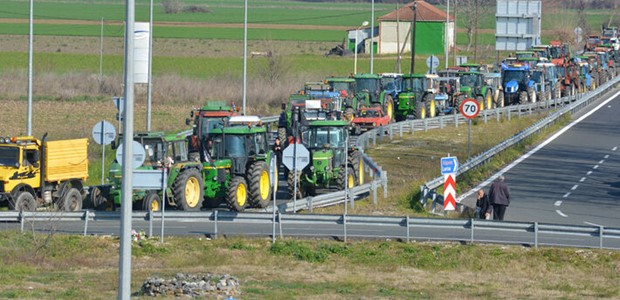 Στη Βουλή οι αγρότες για τις δικογραφίες των μπλόκων 