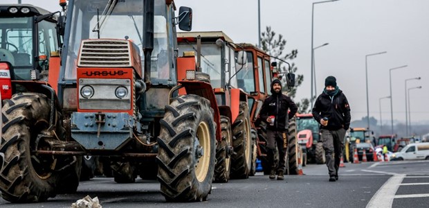 Σχέδιο για μπλόκα με τρακτέρ στις εθνικές πριν τις γιορτές
