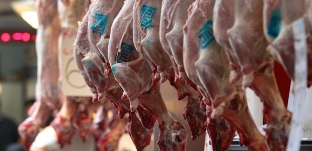 Ακατάλληλα εντόσθια σε τρία κρεοπωλεία στη Λάρισα