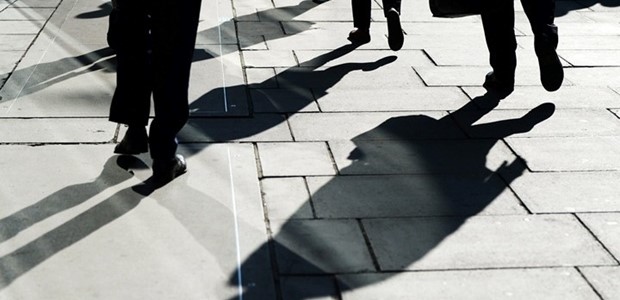 Σε πτωτική τροχιά η ανεργία τον Απρίλιο 