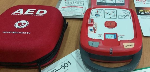 Σε λειτουργία το δίκτυο απινιδωτών 