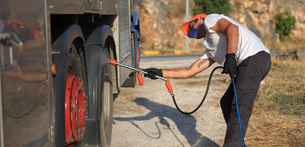 Σε εξέλιξη η απολύμανση οχημάτων για την ευλογιά 