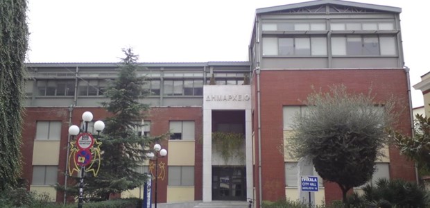 Συμβολικό “λουκέτο” σήμερα στους δήμους