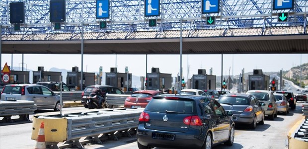 Καθαρά Δευτέρα: Σε εξέλιξη η έξοδος για το τριήμερο 