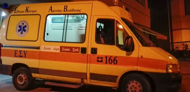 Άνδρας έπεσε με πατίνι και χτύπησε σοβαρά στο κεφάλι