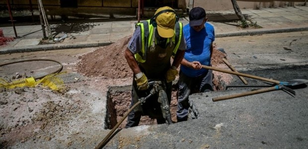 Παύση εργασιών από 12:00 έως 17:00 λόγω καύσωνα