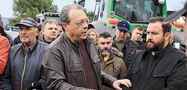 "Στηρίζουμε τον δίκαιο αγώνα των αγροτών"