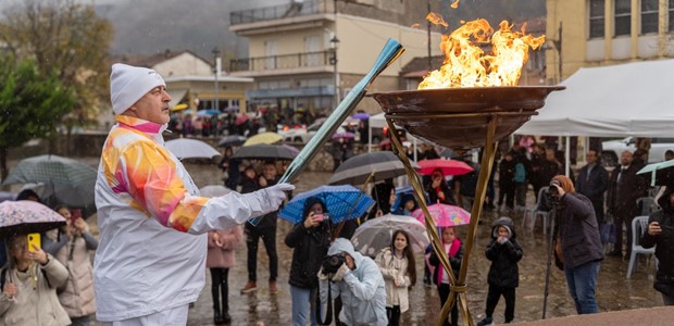 Με λαμπρότητα η υποδοχή της Ολυμπιακής Φλόγας 