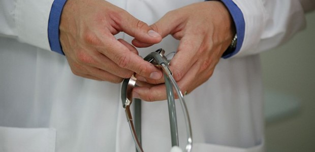 "Στο σκαμνί" γιατρός του Βόλου για αμέλεια