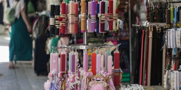 Τρίκαλα: Το εορταστικό ωράριο ενόψει Πάσχα