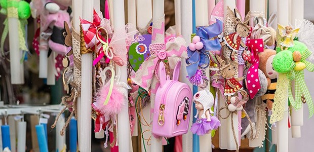 Λαμπάδες και προτάσεις δώρων για το Πάσχα