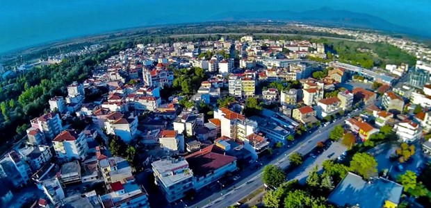 Η γραφειοκρατία επιτείνει το στεγαστικό πρόβλημα