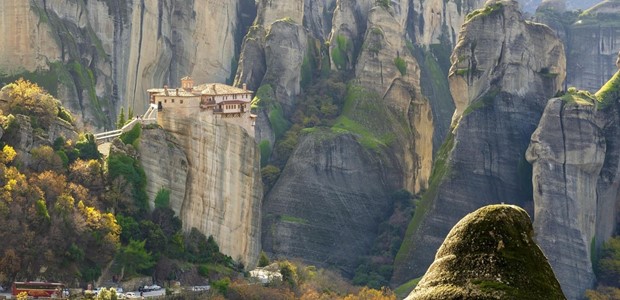 Τουρισμός Καζίνο vs. Κλικ Από Το Σπίτι: Πώς Ο Διαδικτυακός Τζόγος Αλλάζει Τα Ταξιδιωτικά Σχέδια Των Ελλήνων