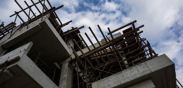 "Βουτιά" άνω του 40% για τις οικοδομικές άδειες τον Μάρτιο