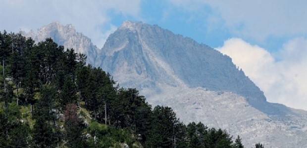 Παροχή βοήθειας σε τραυματισμένη ορειβάτισσα