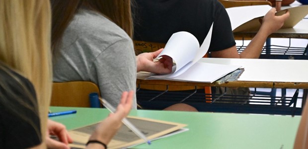 Σαφή και βατά τα θέματα στο μάθημα των Νέων Ελληνικών