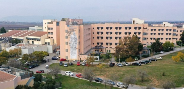 Ιερέας έπεσε από στέγη και μεταφέρθηκε σοβαρά τραυματισμένος