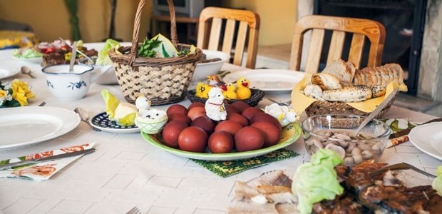 Στο 1,5 δισ. ευρώ ο φετινός πασχαλινός τζίρος 