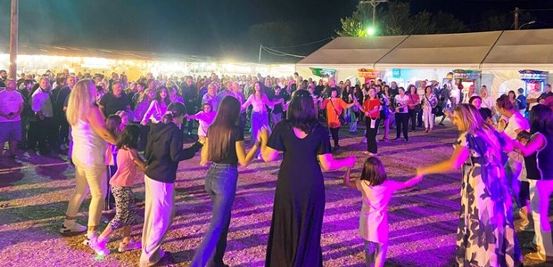 Με λαϊκό γλέντι έπεσε η αυλαία στο Τρικαλινό Παζάρι 