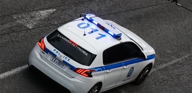 Eφοδος Τρικαλινών αστυνομικών σε σπίτι στη Θεσσαλονίκη 