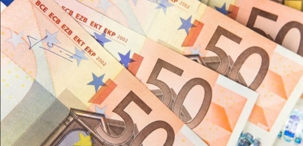 Προσπάθησαν να περάσουν πλαστά χαρτονομίσματα στην αγορά