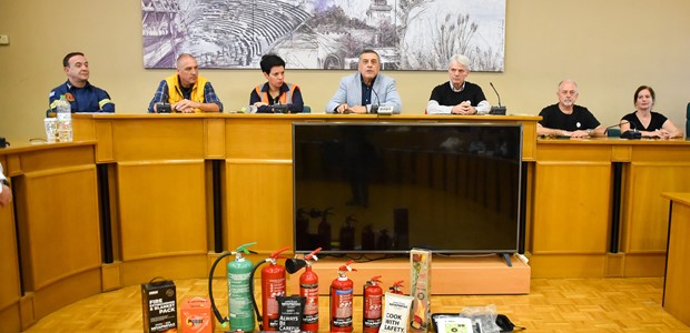 "Θωρακίζεται" με γνώσεις πυρασφάλειας 