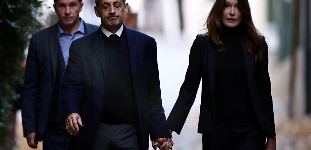 Το κατώφλι της φυλακής περνά ο Νικολά Σαρκοζί