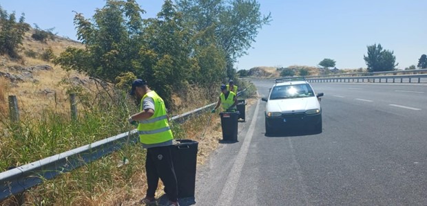 Συλλέχθηκαν 15 τόνοι απορριμμάτων στο οδικό δίκτυο 