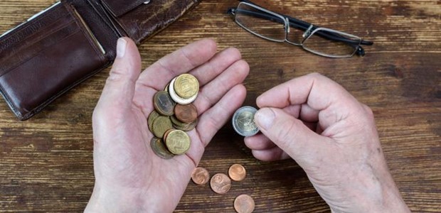 "Βουτιά" στα 783 ευρώ για τη μέση σύνταξη τον Ιούλιο