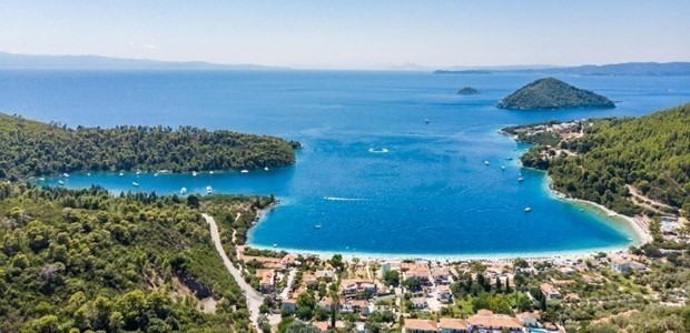 Η Σκόπελος ανάμεσα στους «παραδεισένιους προορισμούς»