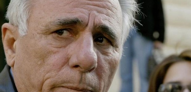 Πέθανε ο δημοσιογράφος Σπύρος Καρατζαφέρης