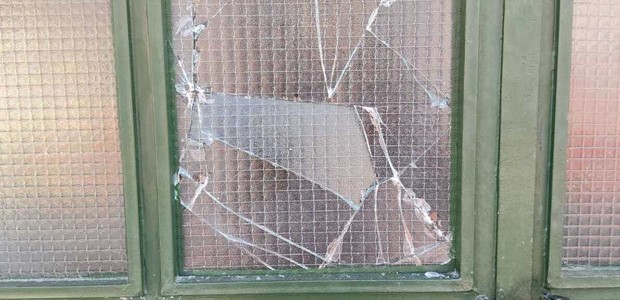 Bανδαλισμοί στο 5ο Δημοτικό Σχολείο Τυρνάβου 