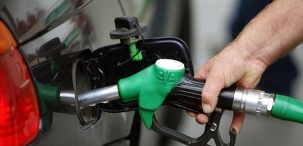 Λάρισα: Ξανά στα 2 ευρώ βενζίνη και ντίζελ
