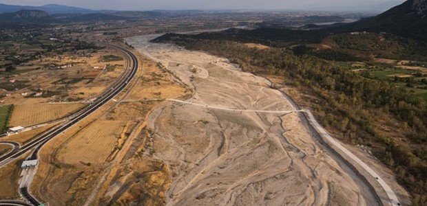 Ποταμάκι σε ορισμένα σημεία του ο Πηνειός