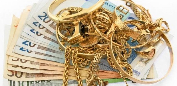 Φαρκαδόνα: Απέσπασε 2.100 ευρώ και τιμαλφή από ηλικιωμένο