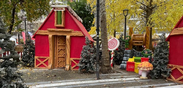Χριστουγεννιάτικες δράσεις στην πλατεία Ταχυδρομείου