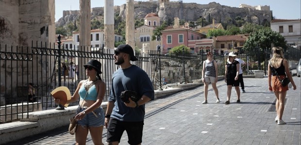 Κορυφώνεται το κύμα καύσωνα