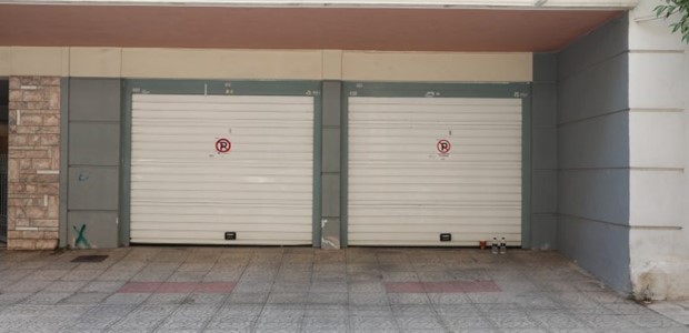 Νεκροί εντοπίστηκαν 28χρονος και 22χρονη μέσα σε αυτοκίνητο σε γκαράζ