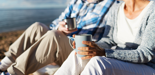 Η τέχνη της χαλάρωσης στην Ικαρία: Πώς οι σύγχρονες ανέσεις συμπληρώνουν την παράδοση