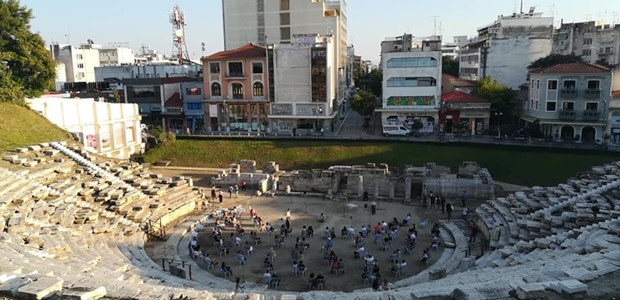 Κόπηκε πριν βγει στη σκηνή η «Μήδειας Μπούρκα»